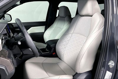 2025 Toyota Tacoma Hybrid Limited