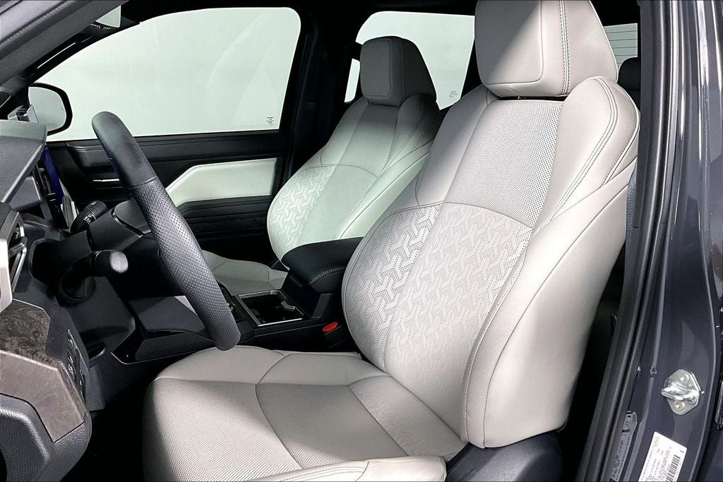 2025 Toyota Tacoma Hybrid Limited