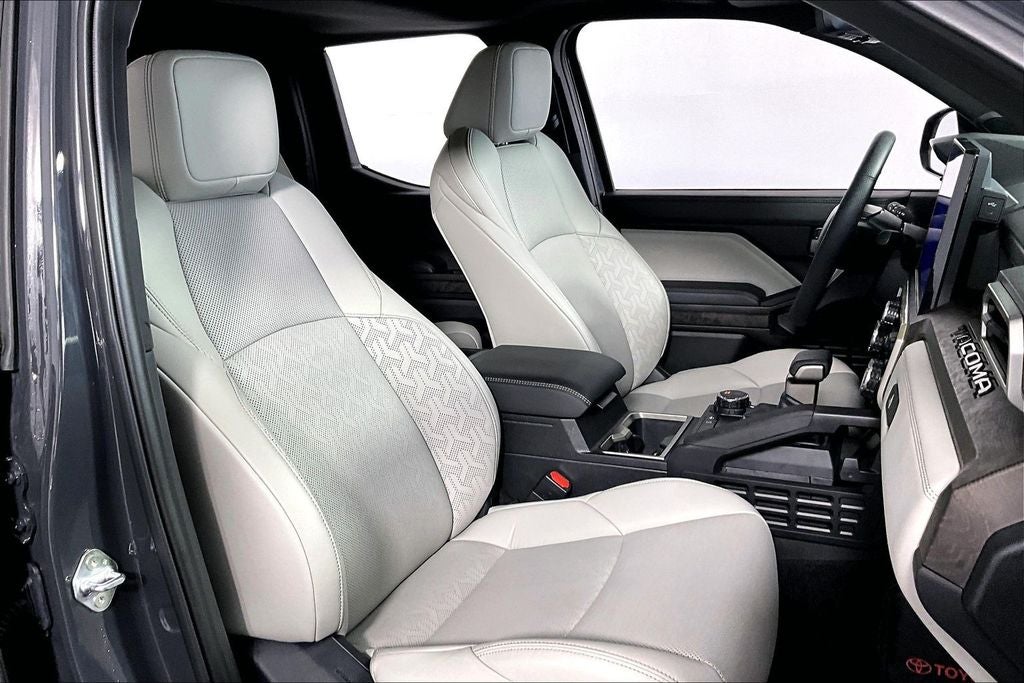 2025 Toyota Tacoma Hybrid Limited