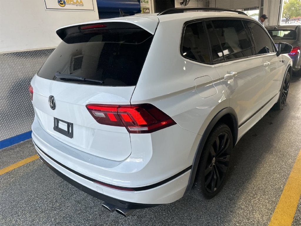 2021 Volkswagen Tiguan 2.0T SE R-Line Black