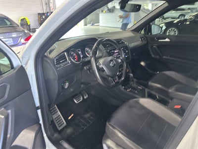 2021 Volkswagen Tiguan 2.0T SE R-Line Black