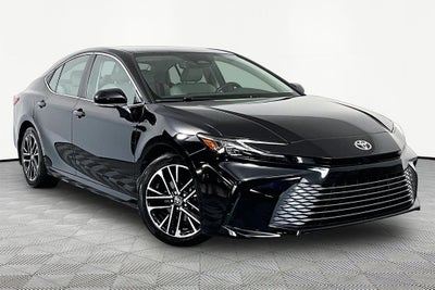 2025 Toyota Camry XLE