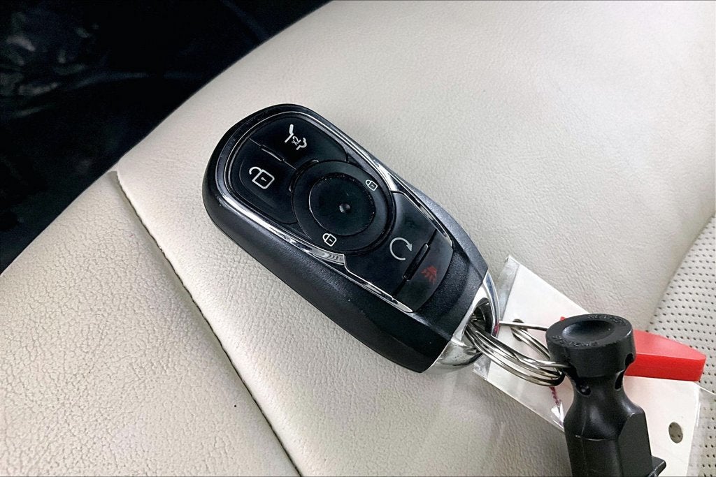 2024 Buick Enclave Essence