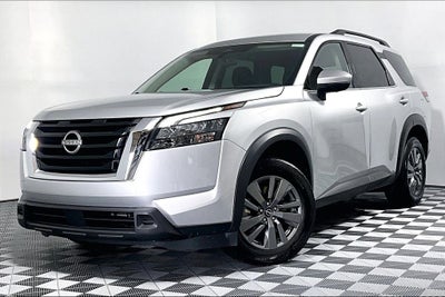 2025 Nissan Pathfinder SV