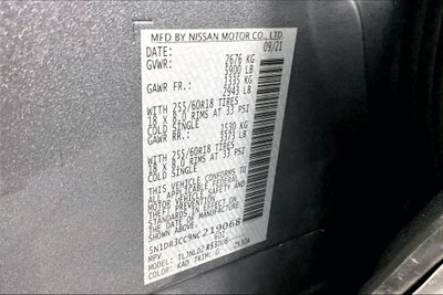 2022 Nissan Pathfinder SL