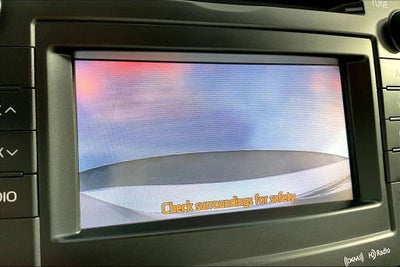 2014 Toyota Prius v Five