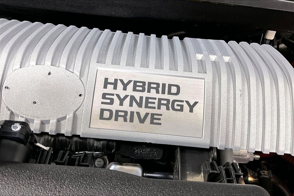 2014 Toyota Prius v Five