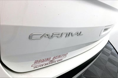 2023 Kia Carnival LX Seat Package