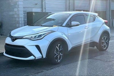 2022 Toyota C-HR XLE