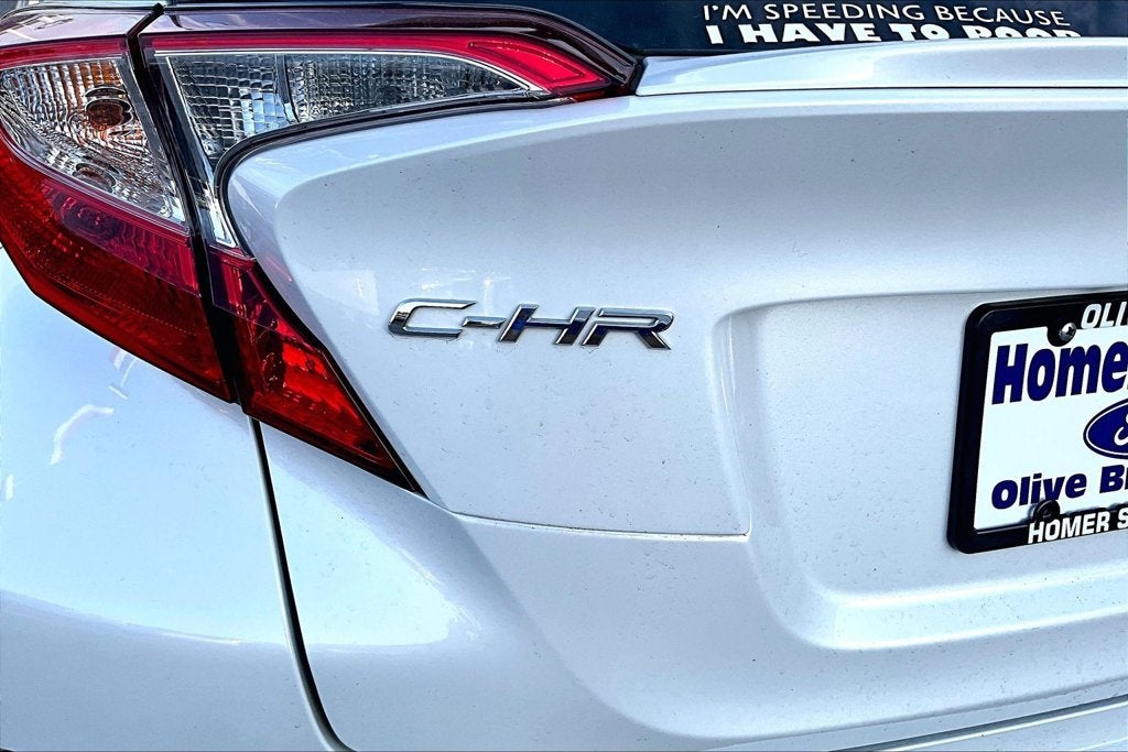 2022 Toyota C-HR XLE