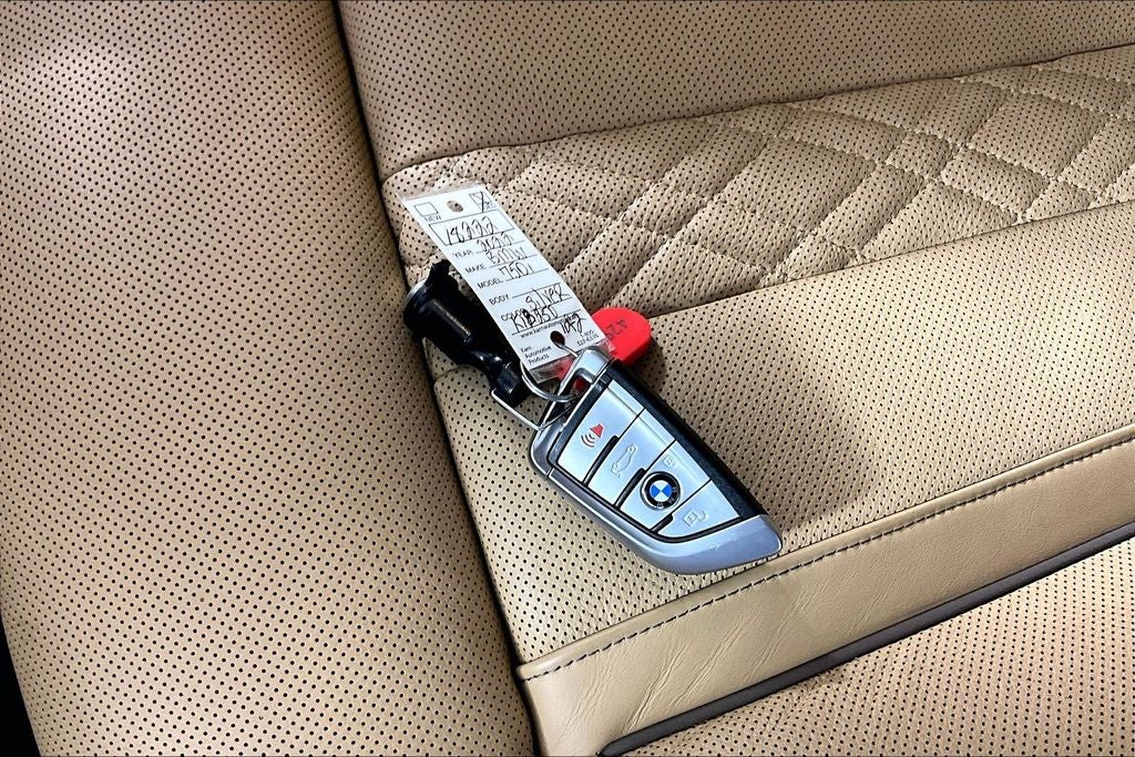 2022 BMW 7 Series 750i xDrive