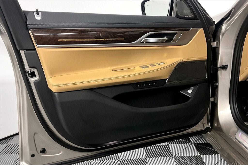2022 BMW 7 Series 750i xDrive