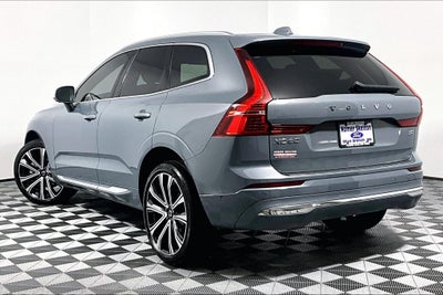 2023 Volvo XC60 B5 Ultimate Bright Theme