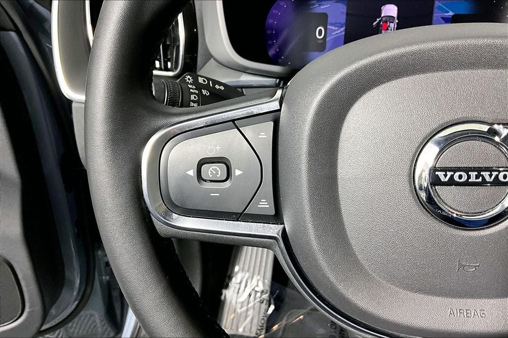 2024 Volvo XC60 B5 Core