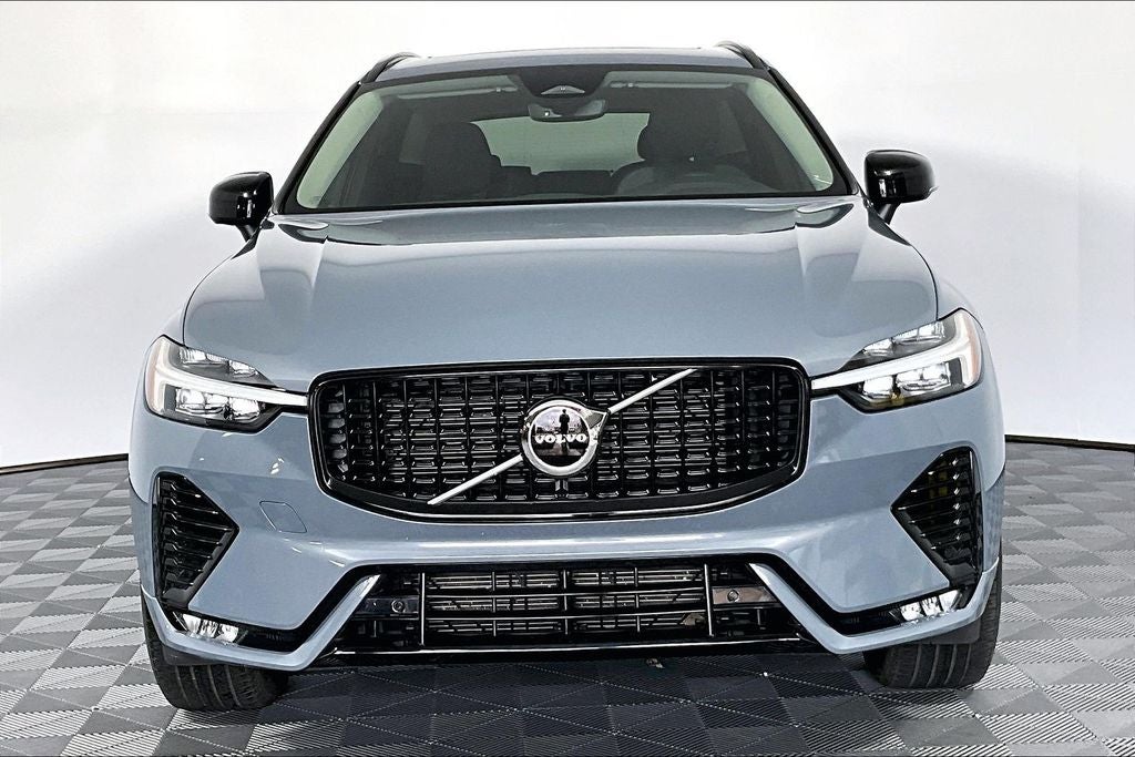 2024 Volvo XC60 B5 Core