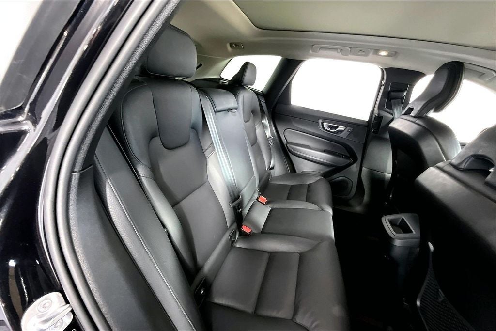 2024 Volvo XC60 Plus - Photo 27