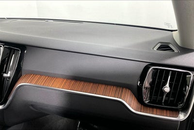 2025 Volvo V60 Cross Country B5 Plus