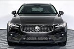 2025 Volvo V60 Cross Country B5 Plus