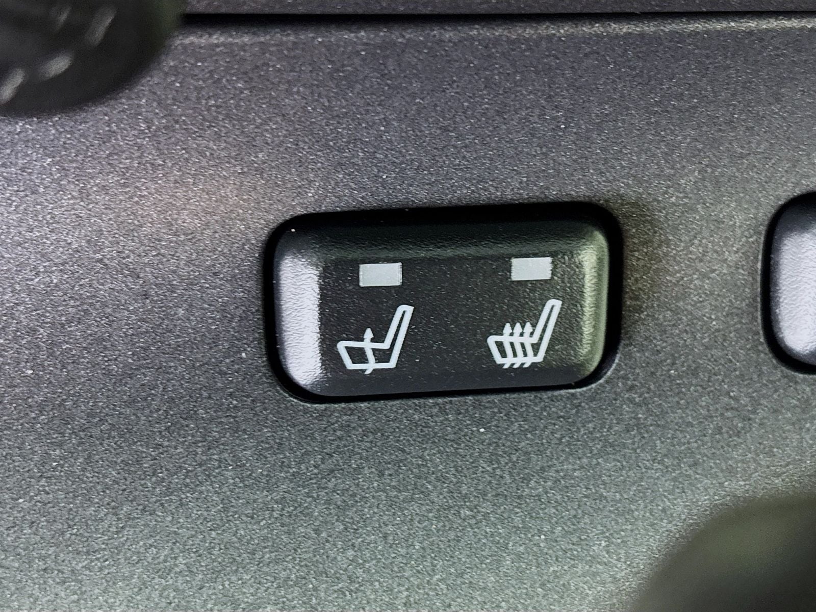 2005 Ford Thunderbird Base