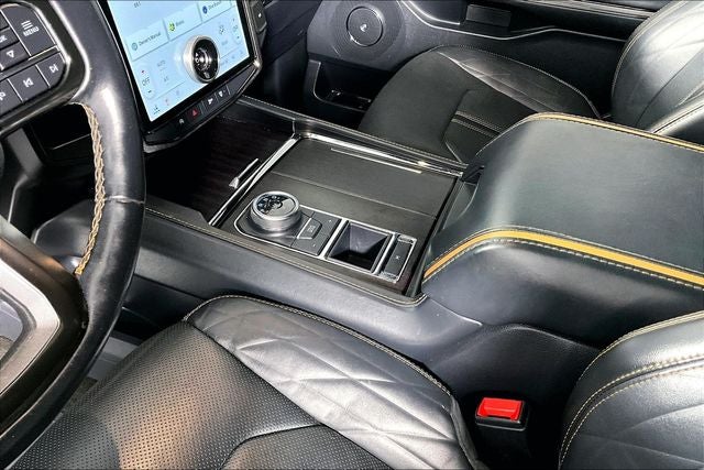2022 Ford Expedition Platinum