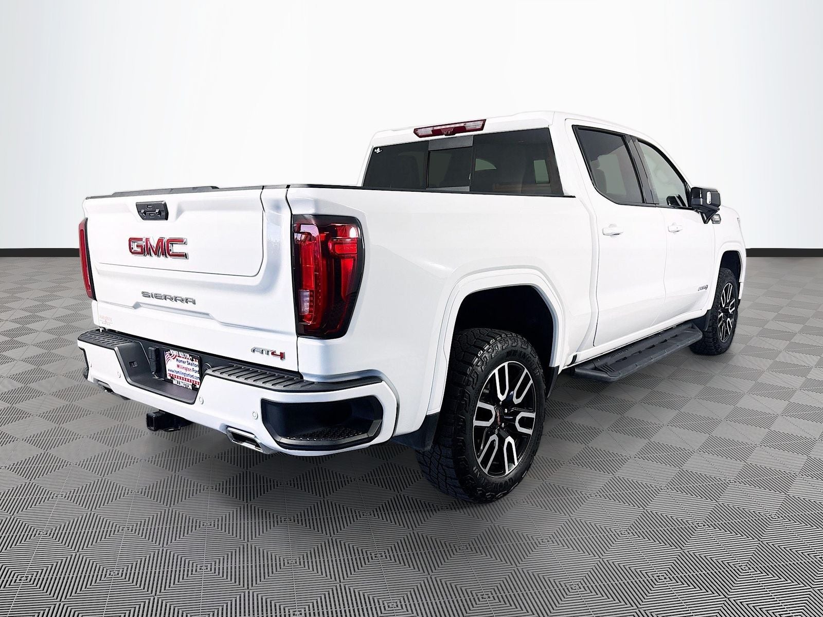 2023 GMC Sierra 1500 AT4