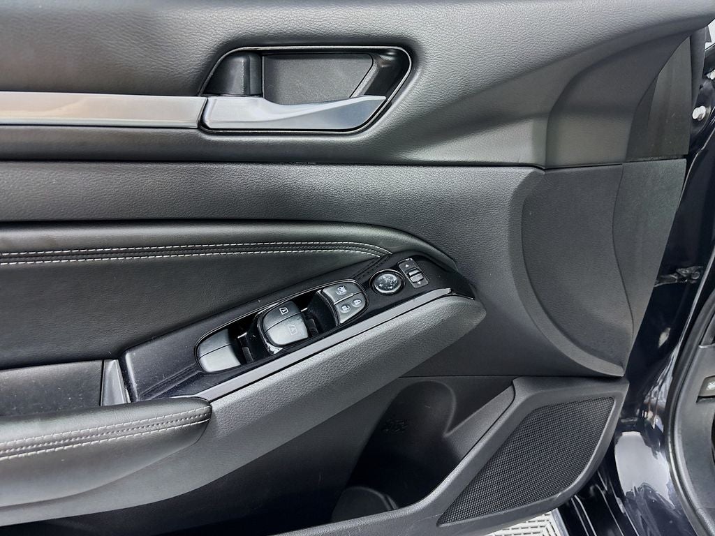 2020 Nissan Altima 2.5 SV