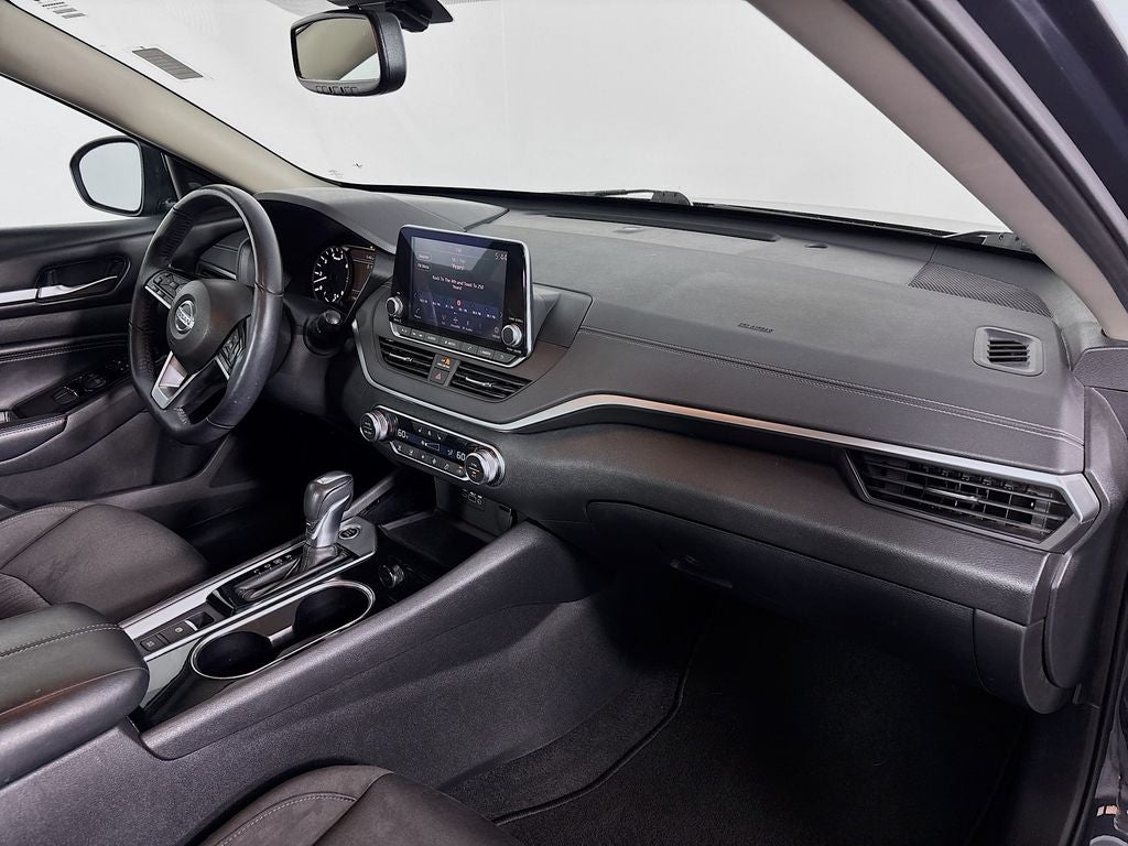 2020 Nissan Altima 2.5 SV