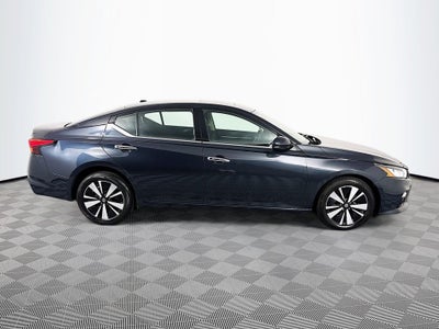 2020 Nissan Altima 2.5 SV