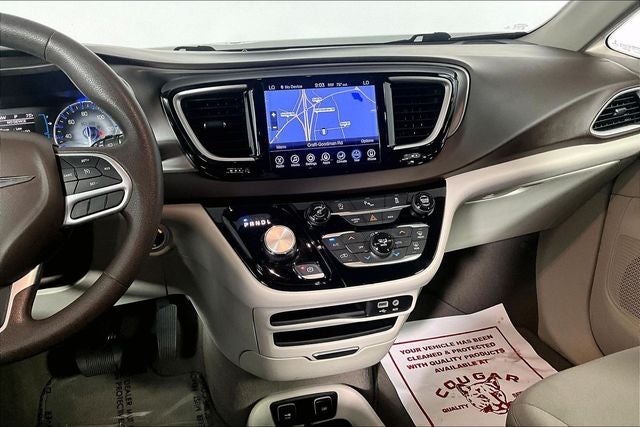 2017 Chrysler Pacifica Touring L