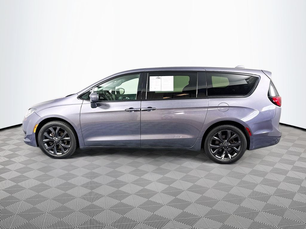 2019 Chrysler Pacifica Touring Plus