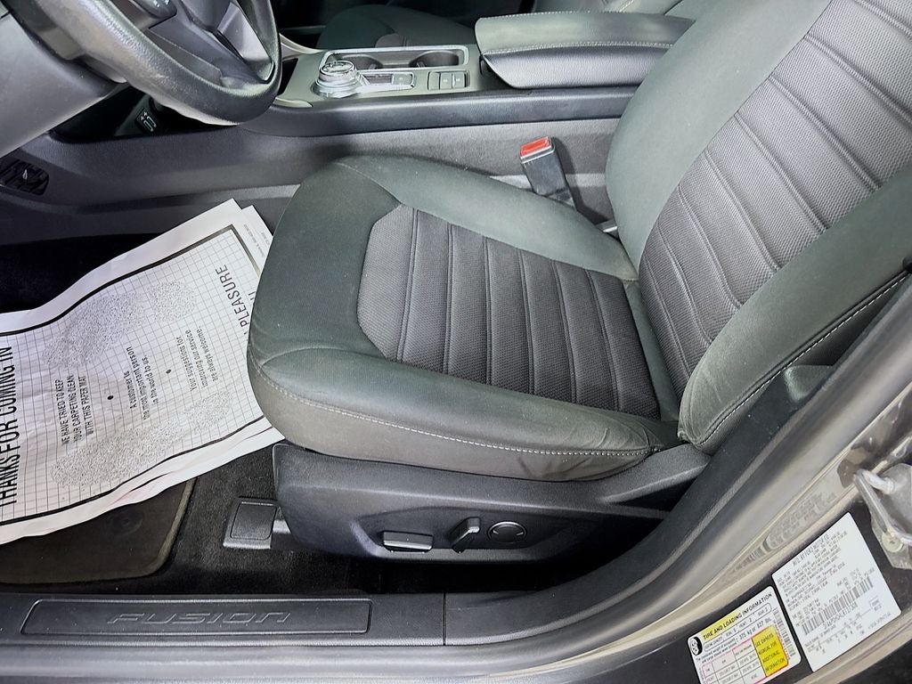 2020 Ford Fusion SE