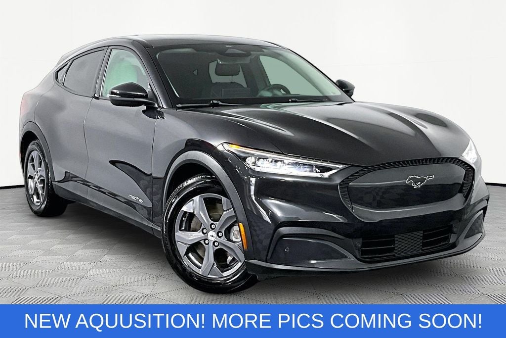 2022 Ford Mustang Mach-E Select