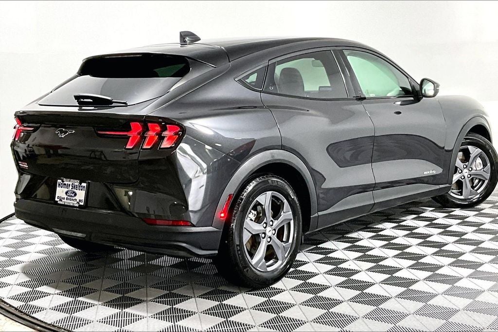 2022 Ford Mustang Mach-E Select