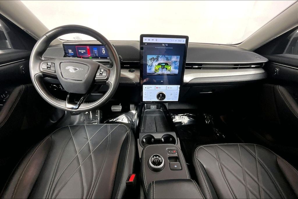2022 Ford Mustang Mach-E Select