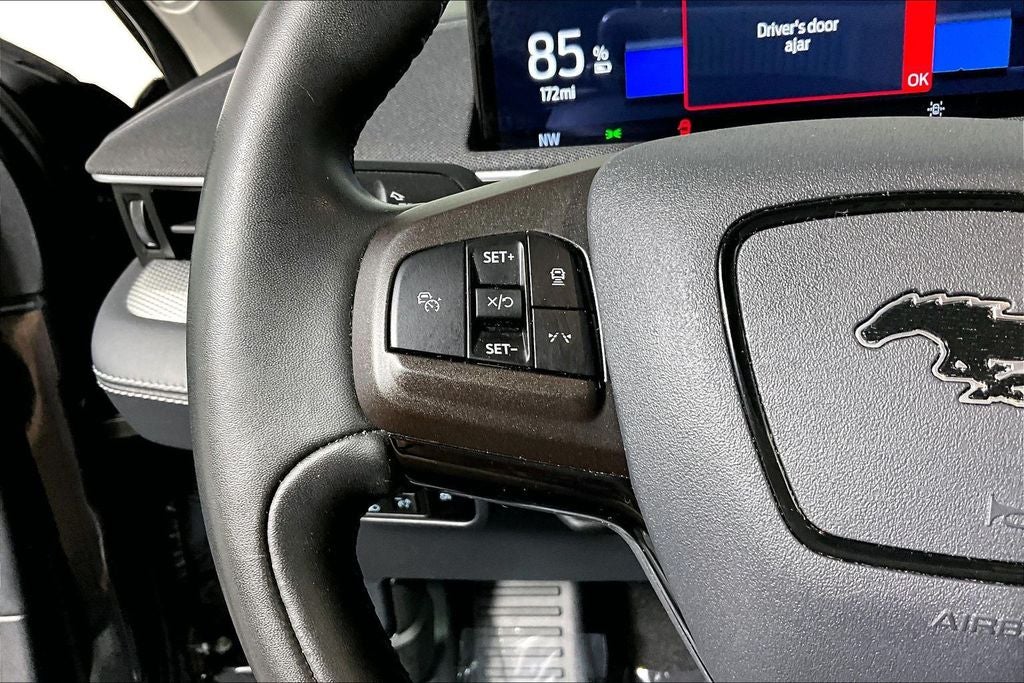 2022 Ford Mustang Mach-E Select