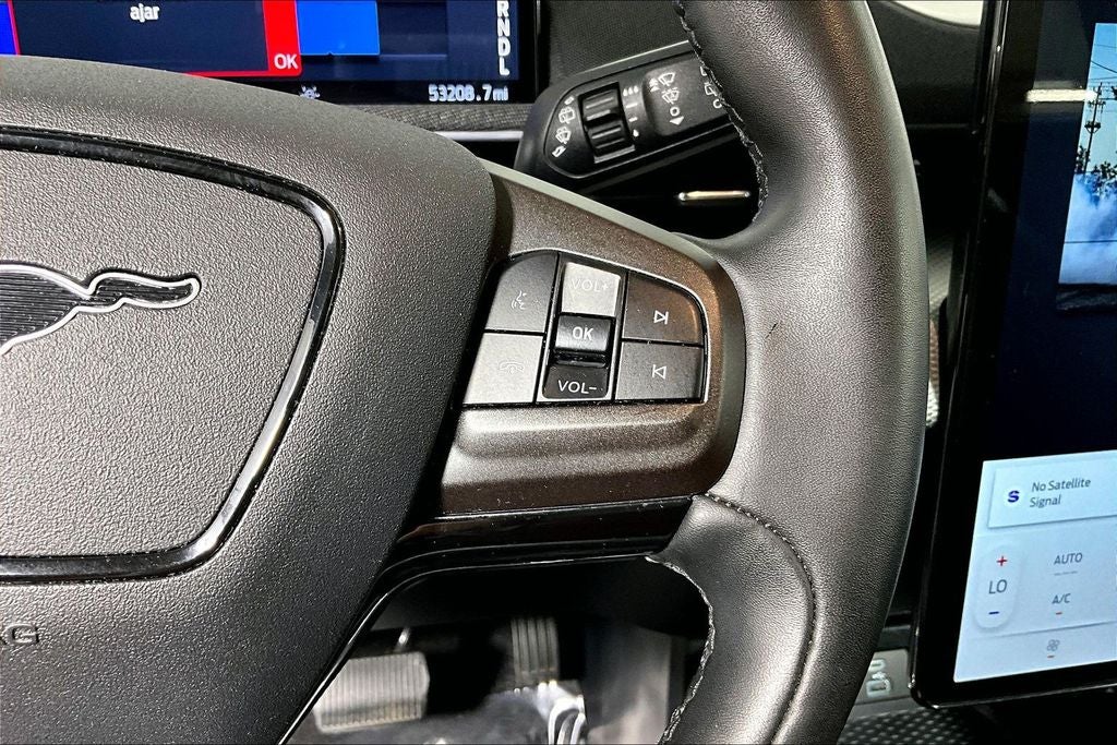 2022 Ford Mustang Mach-E Select