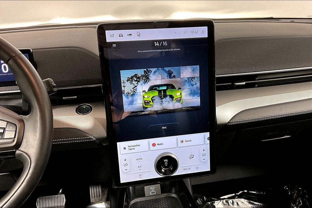 2022 Ford Mustang Mach-E Select