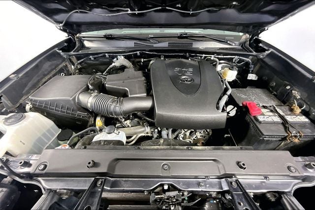 2022 Toyota Tacoma SR5 V6