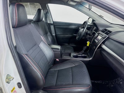2016 Toyota Camry SE