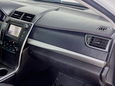 2016 Toyota Camry SE