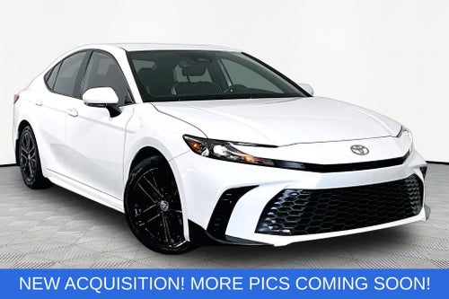 2025 Toyota Camry SE
