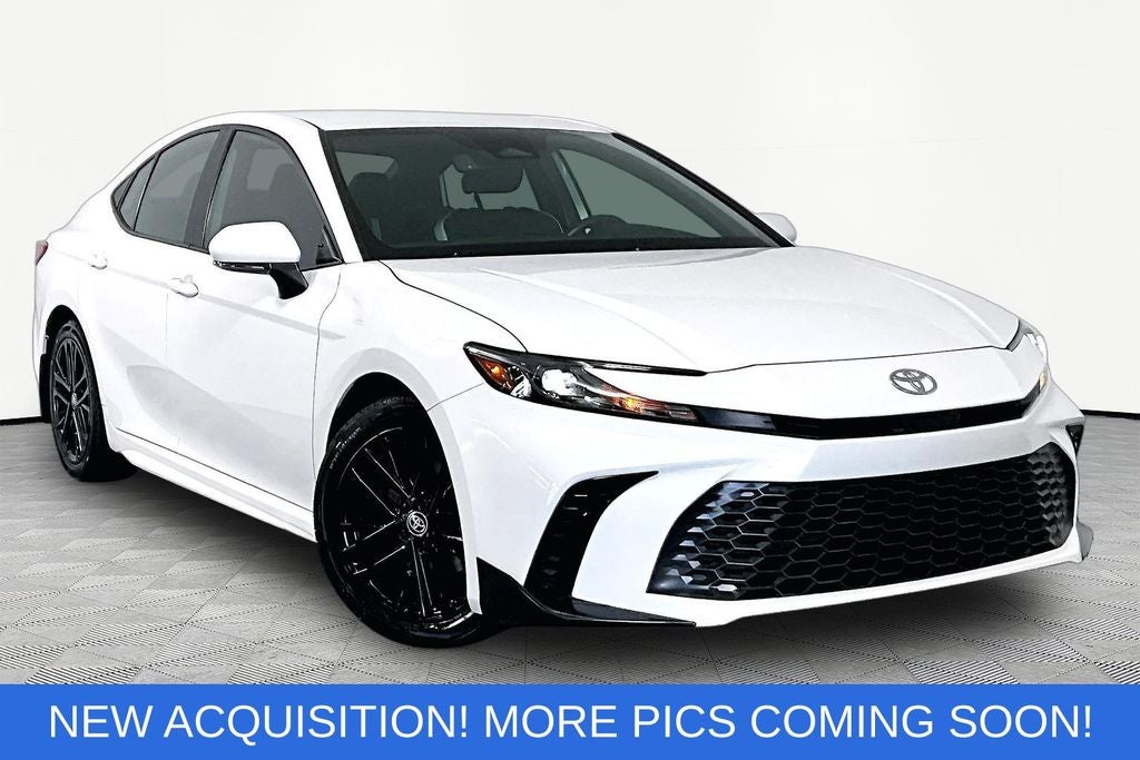 2025 Toyota Camry SE