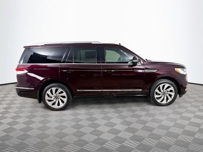 2023 Lincoln Navigator Reserve