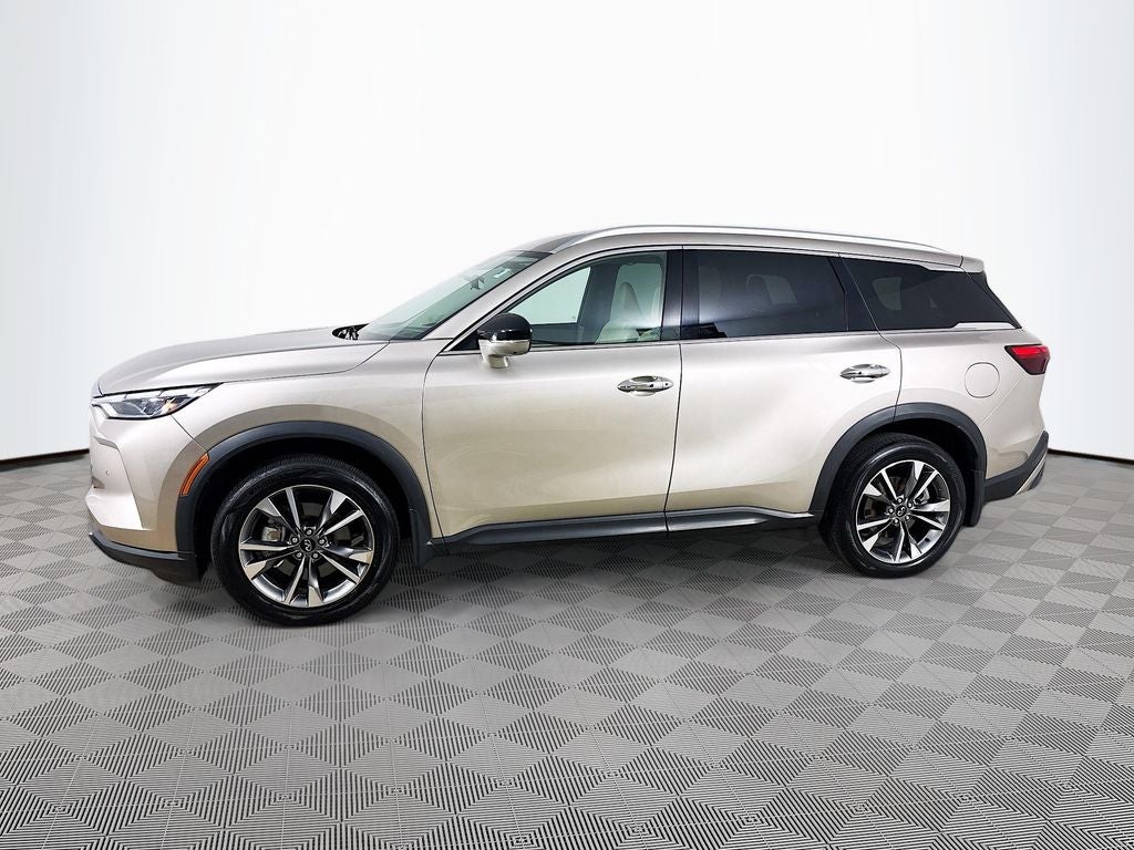 2023 INFINITI QX60 LUXE
