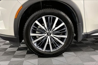 2023 INFINITI QX60 Sensory