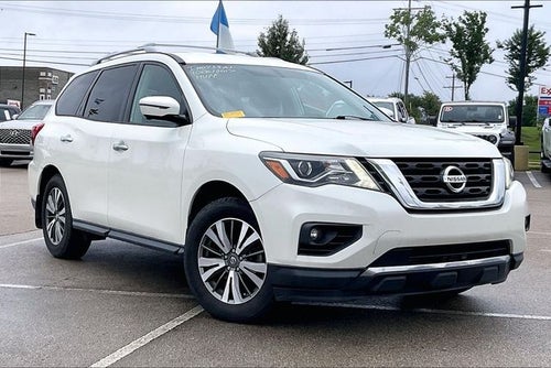 2017 Nissan Pathfinder SL