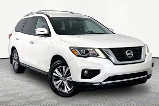 2017 Nissan Pathfinder SL
