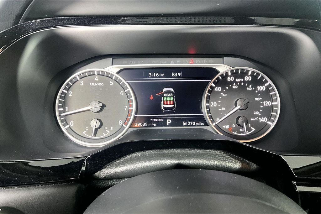 2025 Nissan Pathfinder SV