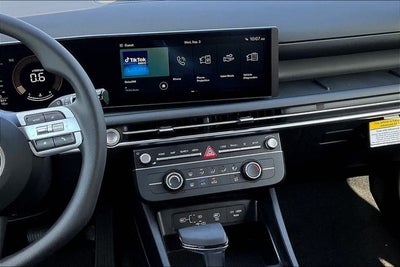 2026 Hyundai TUCSON SE