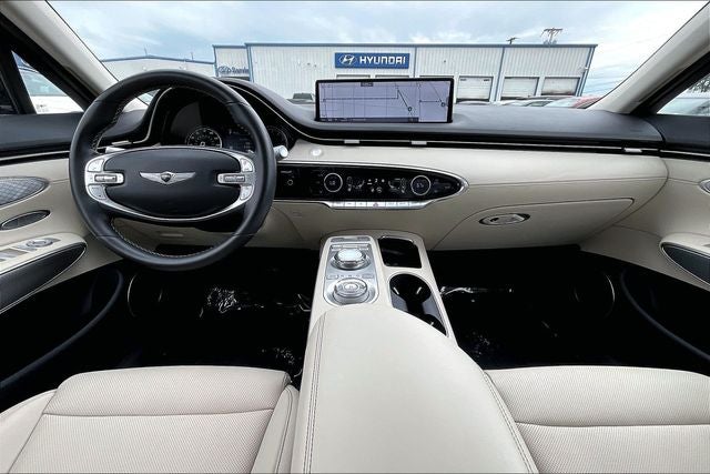 2024 Genesis GV70 2.5T